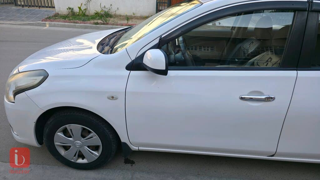 Nissan Sunny SL 6