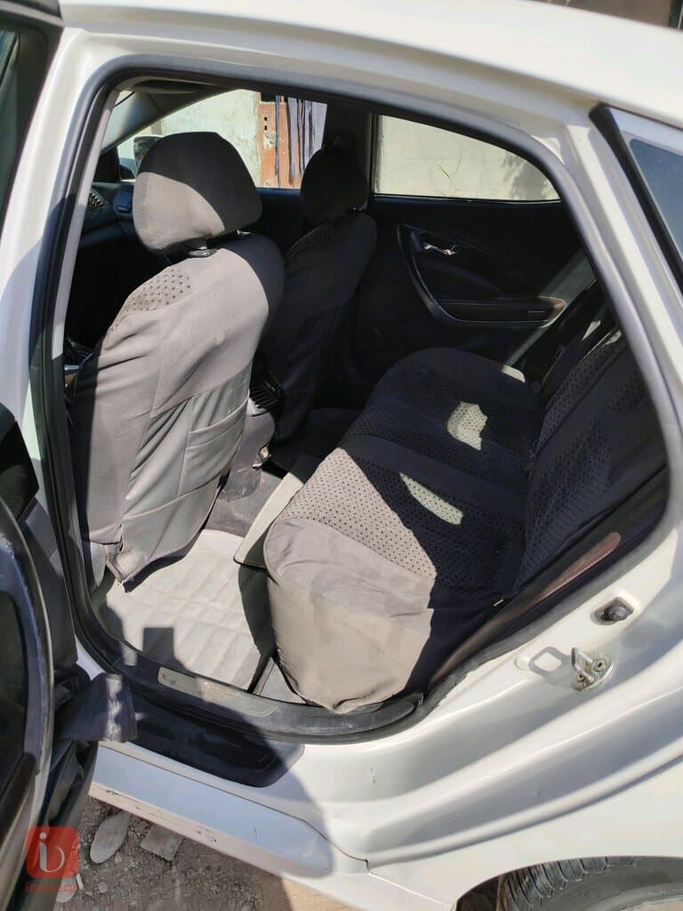 Hyundai Azera 3