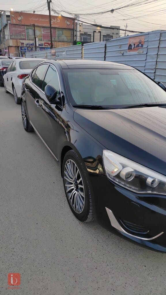 KIA Cadenza 11