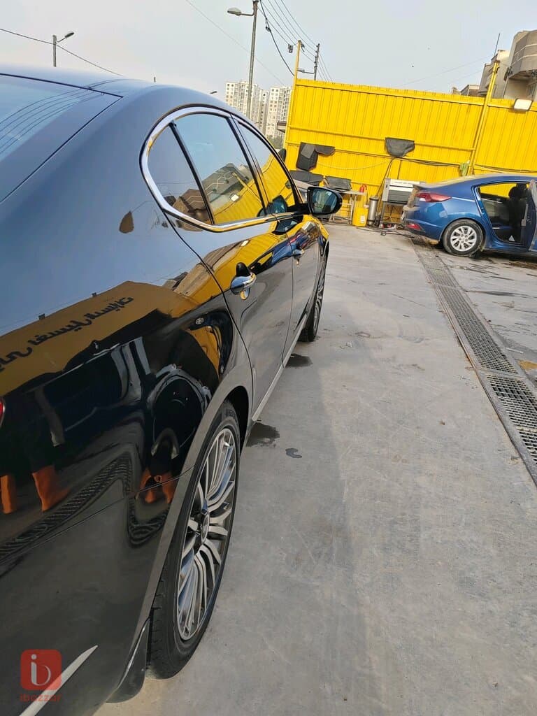 KIA Cadenza 10