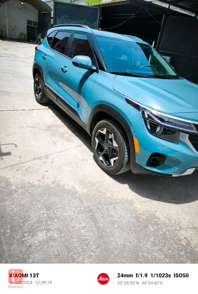 KIA Seltos EX 11