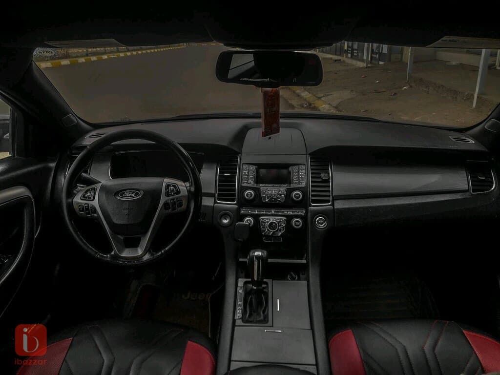 Ford Taurus SEL 9