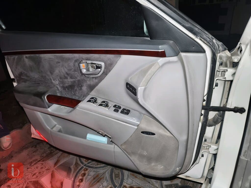 Hyundai Azera GL 6