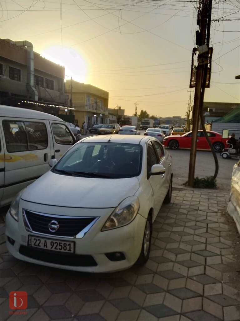 Nissan Sunny SV 2