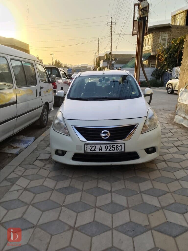 Nissan Sunny SV 10