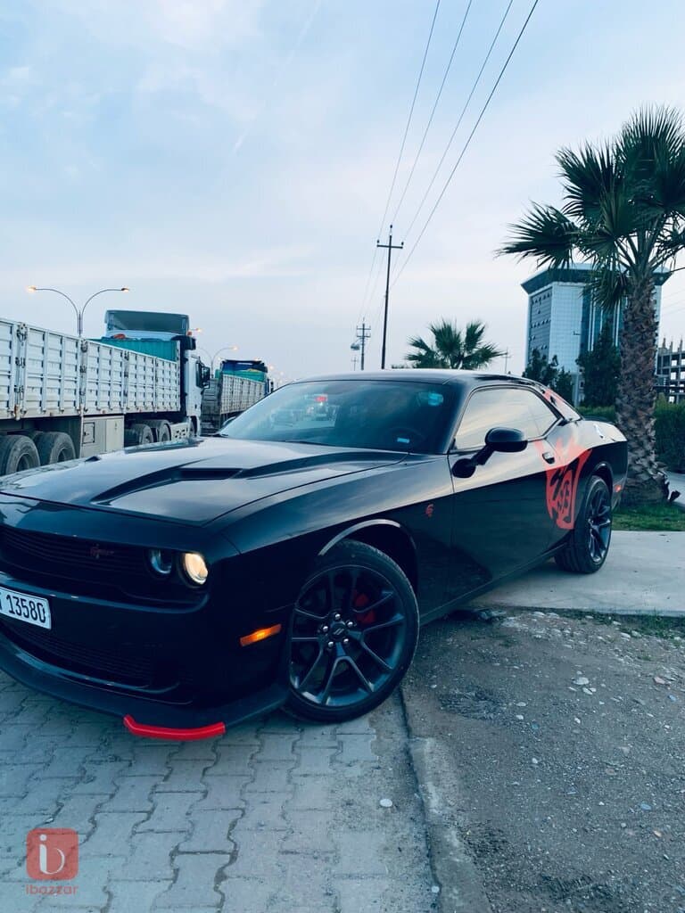 Dodge Challenger SXT