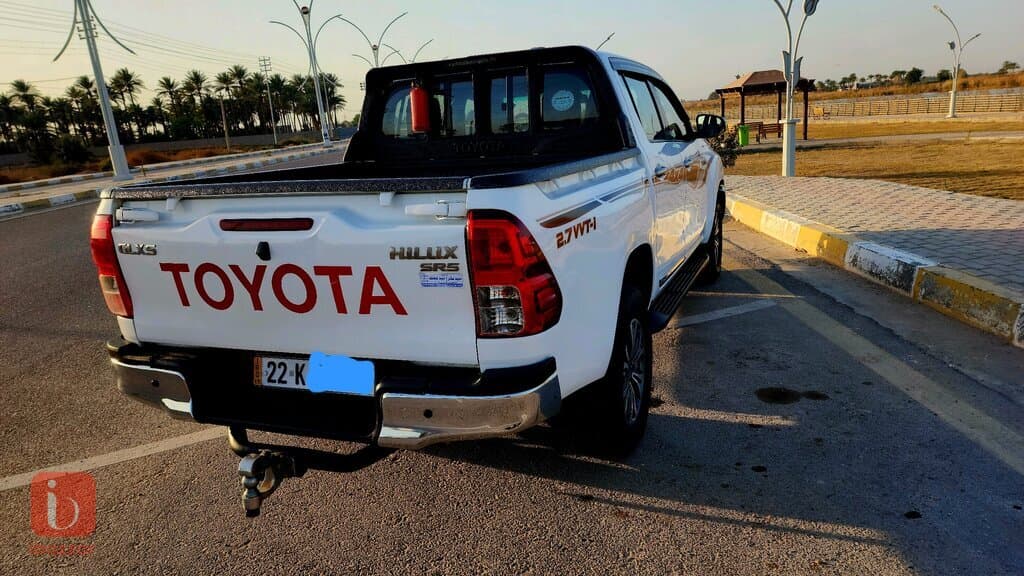 Toyota Hilux Double Cab GLX 11