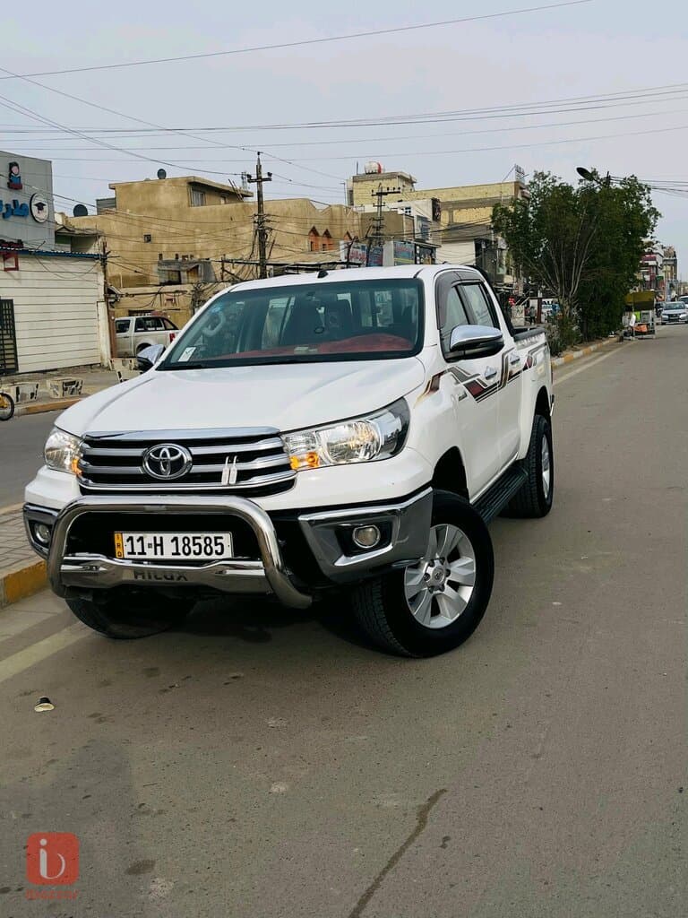 Toyota Hilux Double Cab GLX AWD P 1