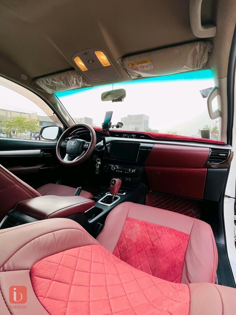 Toyota Hilux Double Cab GLX AWD P 9