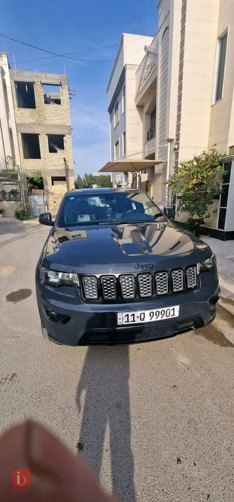 Jeep Grand Cherokee Laredo
