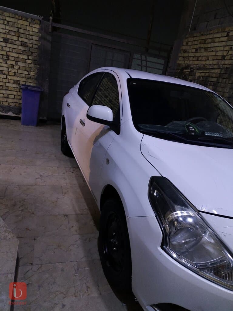 Nissan Sunny SV 3