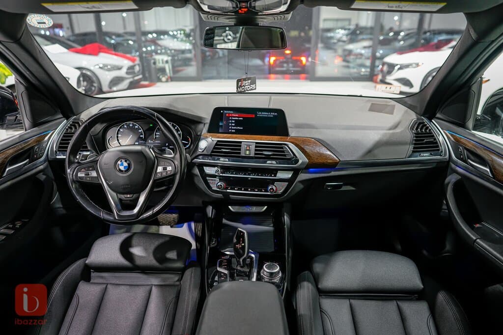BMW X3 XDrive 30i 6