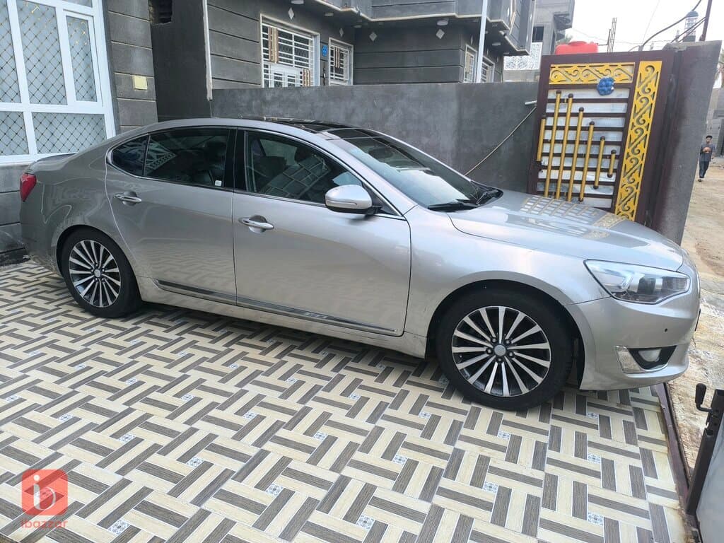 KIA Cadenza LX 9