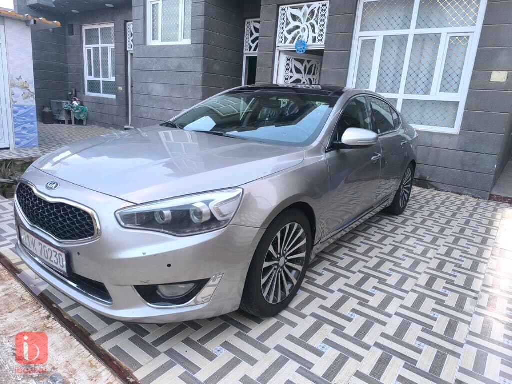 KIA Cadenza LX