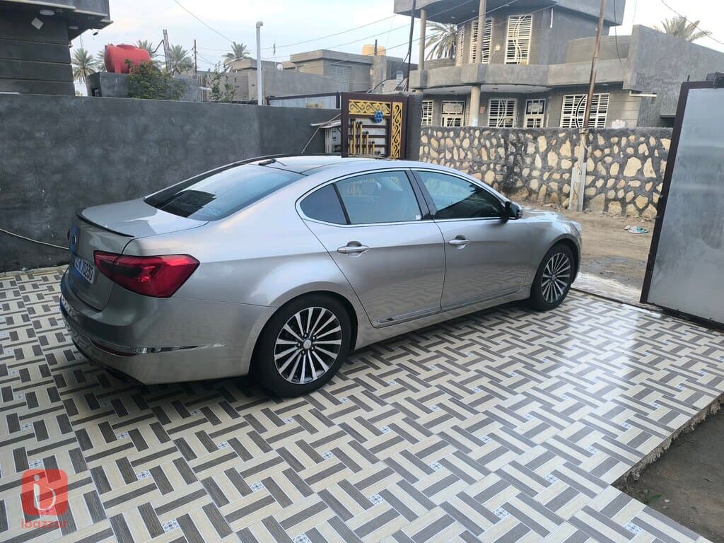 KIA Cadenza LX 10