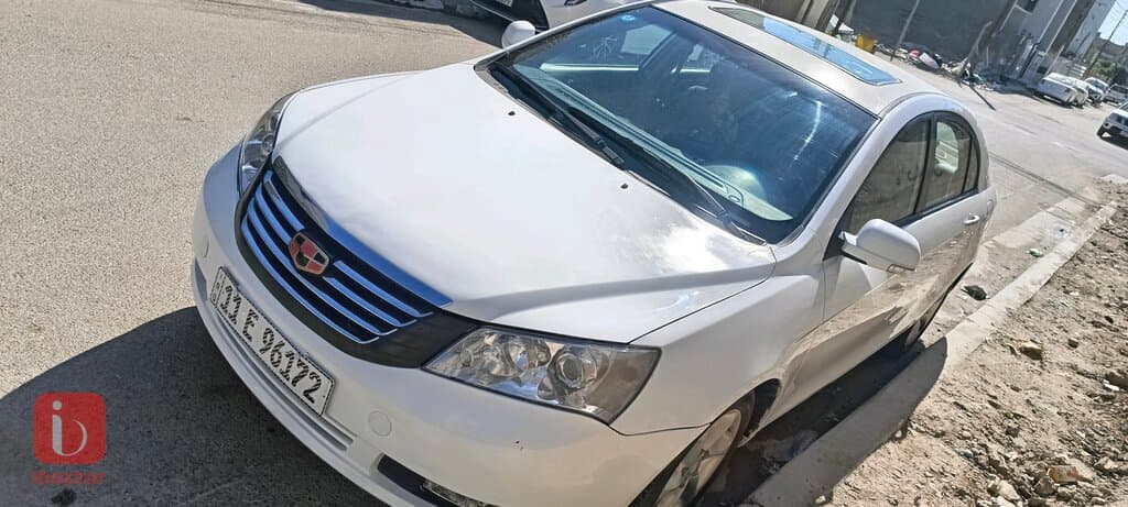 Geely Emgrand 7 1.8L CVT GL 5