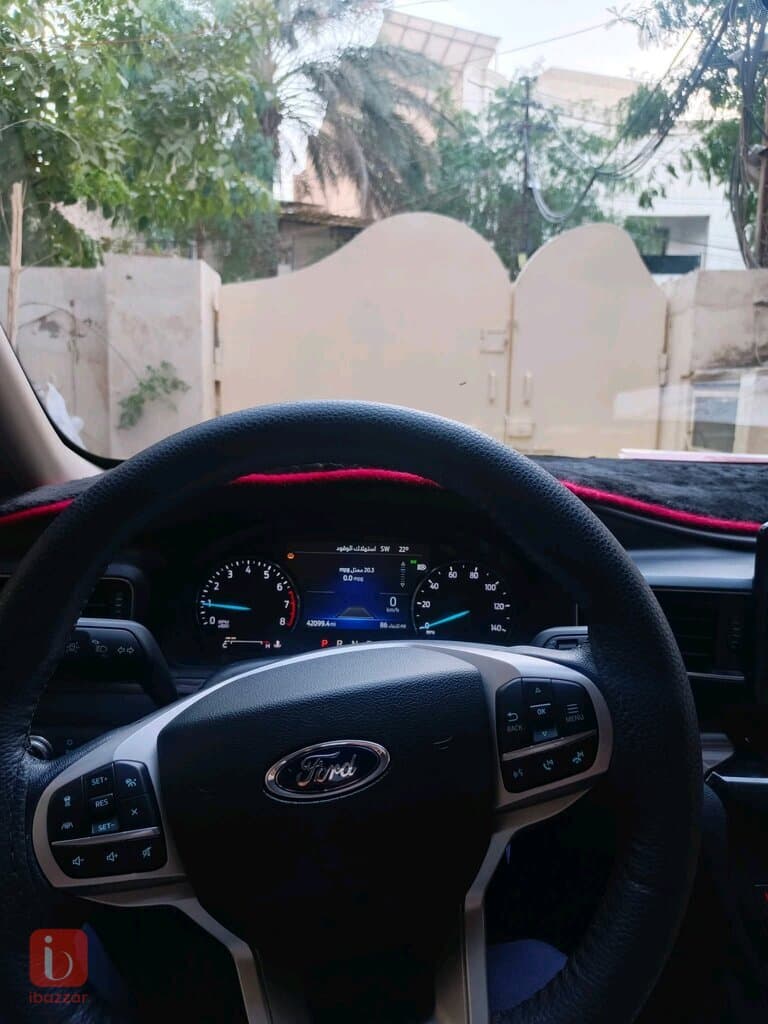 Ford Explorer Limited 6