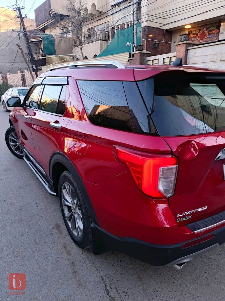 Ford Explorer Limited 7