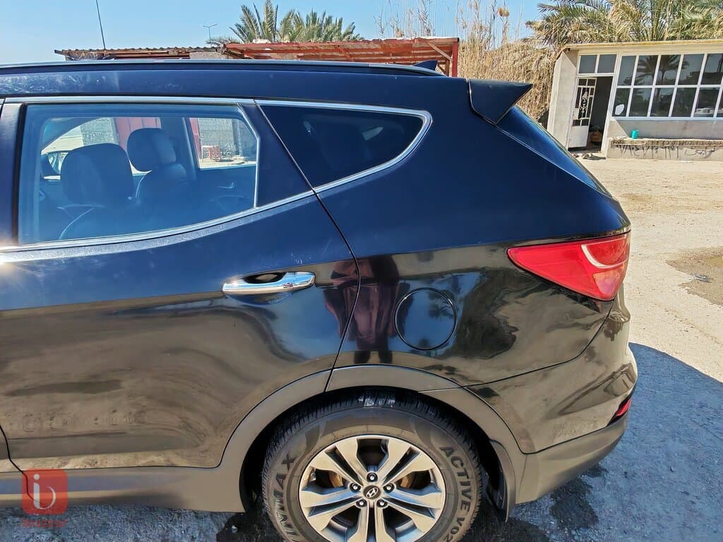 Hyundai Santa Fe 4