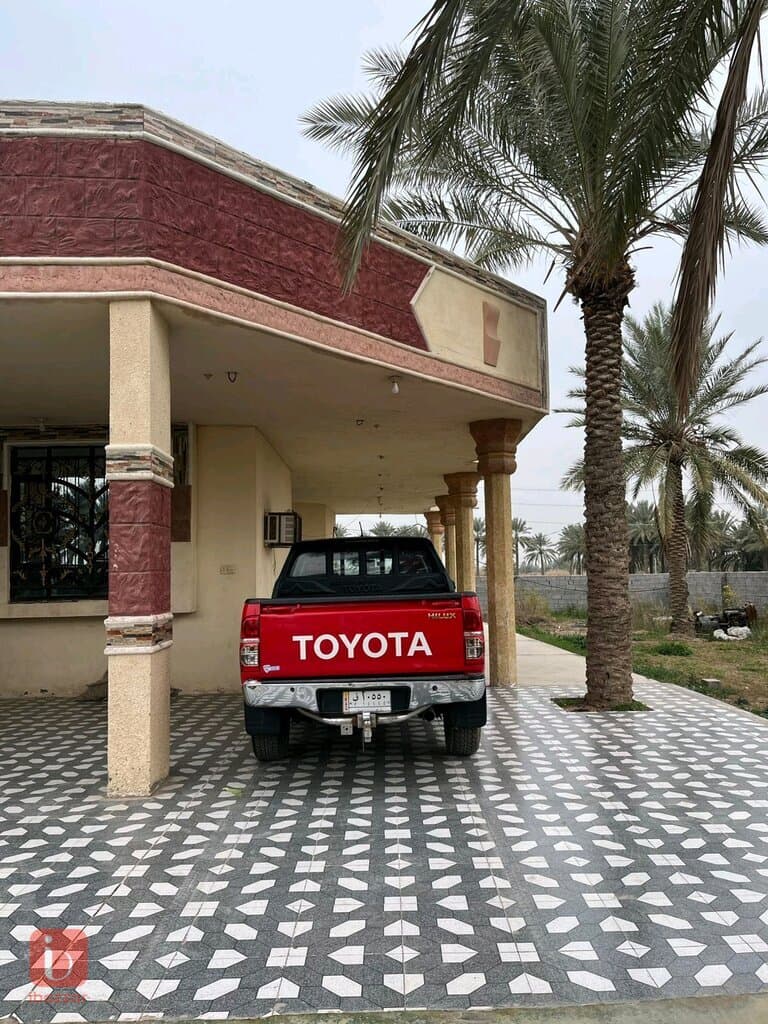 Toyota Hilux 13