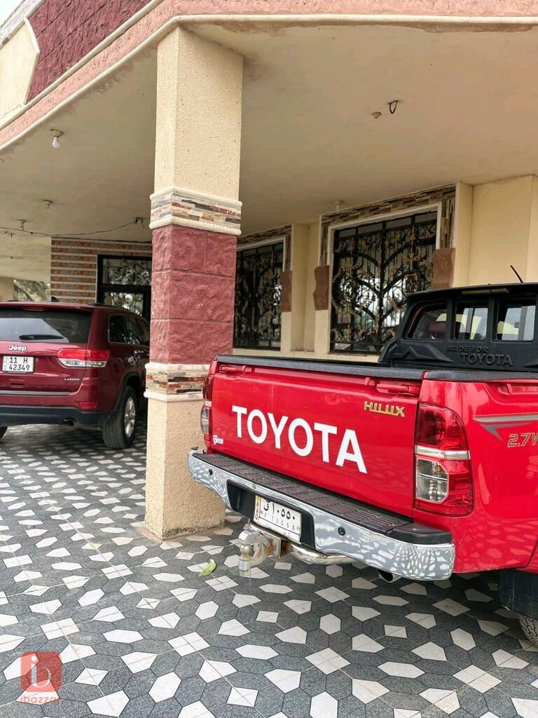 Toyota Hilux 10