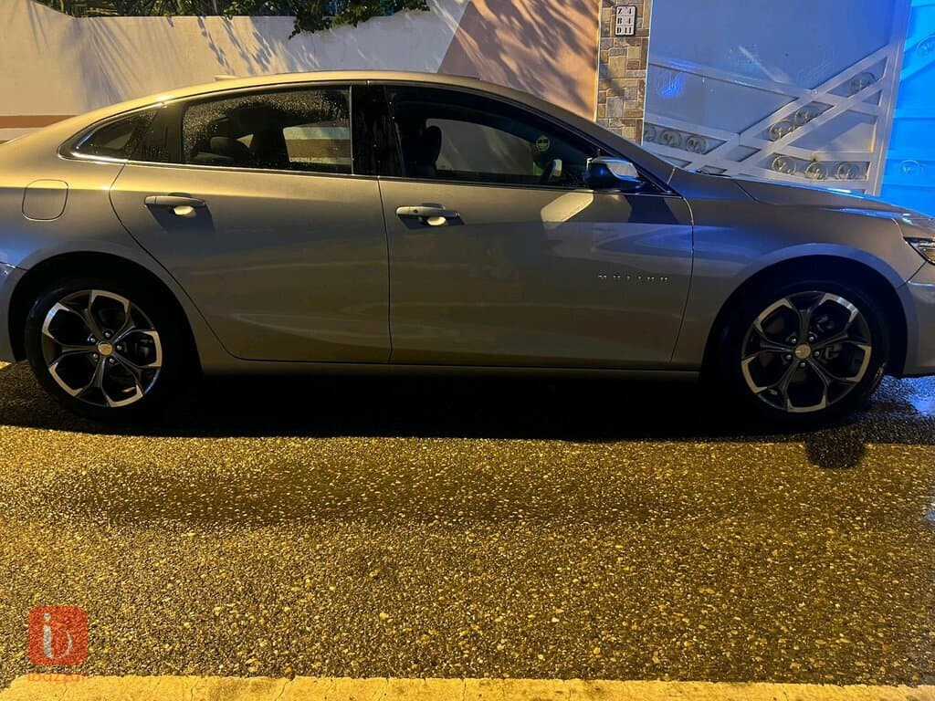 Chevorlet Malibu LS 3