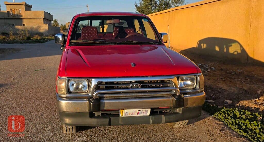 Toyota Hilux Double Cab GLX 1