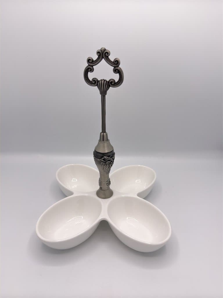 Four-Section Serving Bowl (White) 2