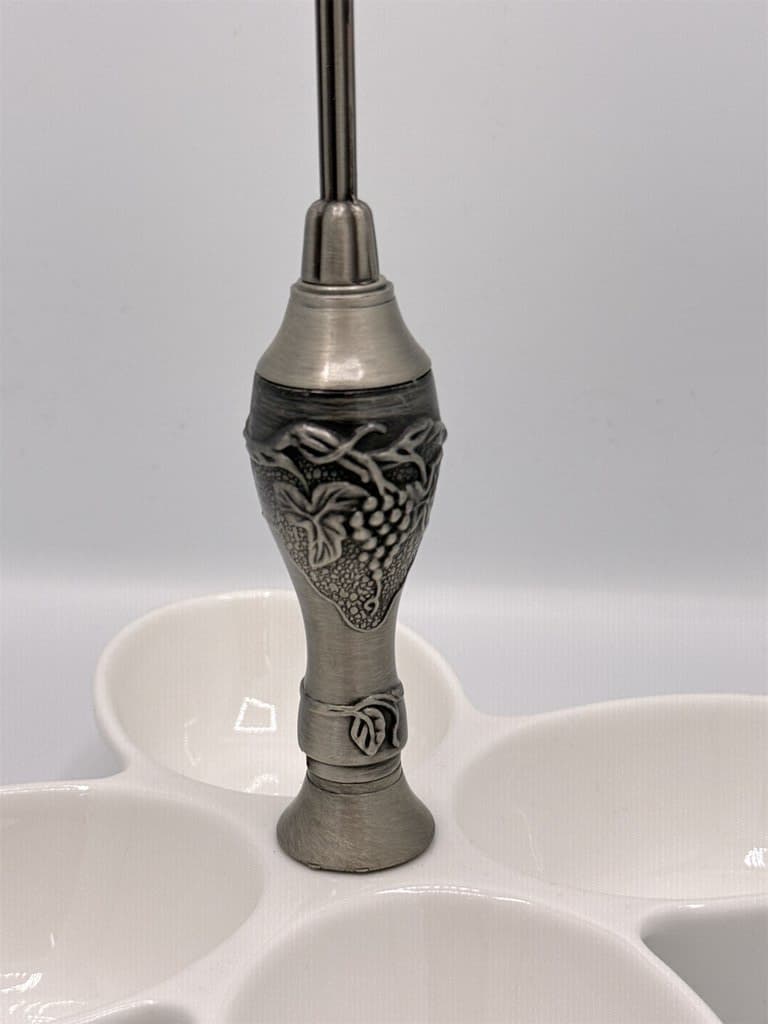 Four-Section Serving Bowl (White) 4