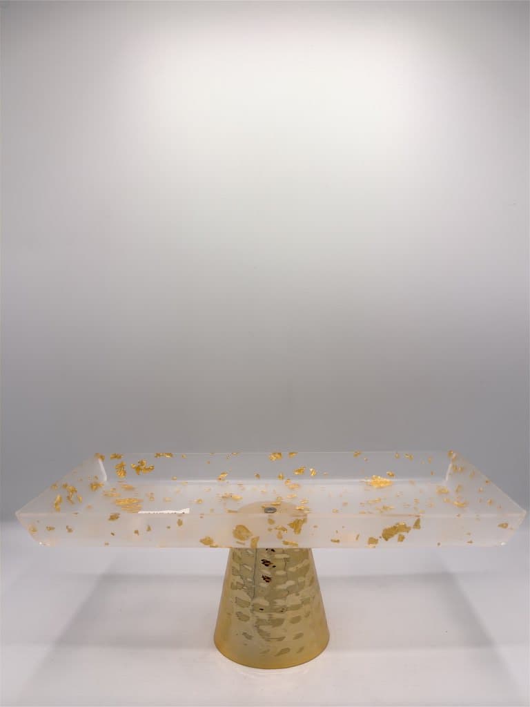 Single-Tier Resin Dessert Stand (Clear) 3