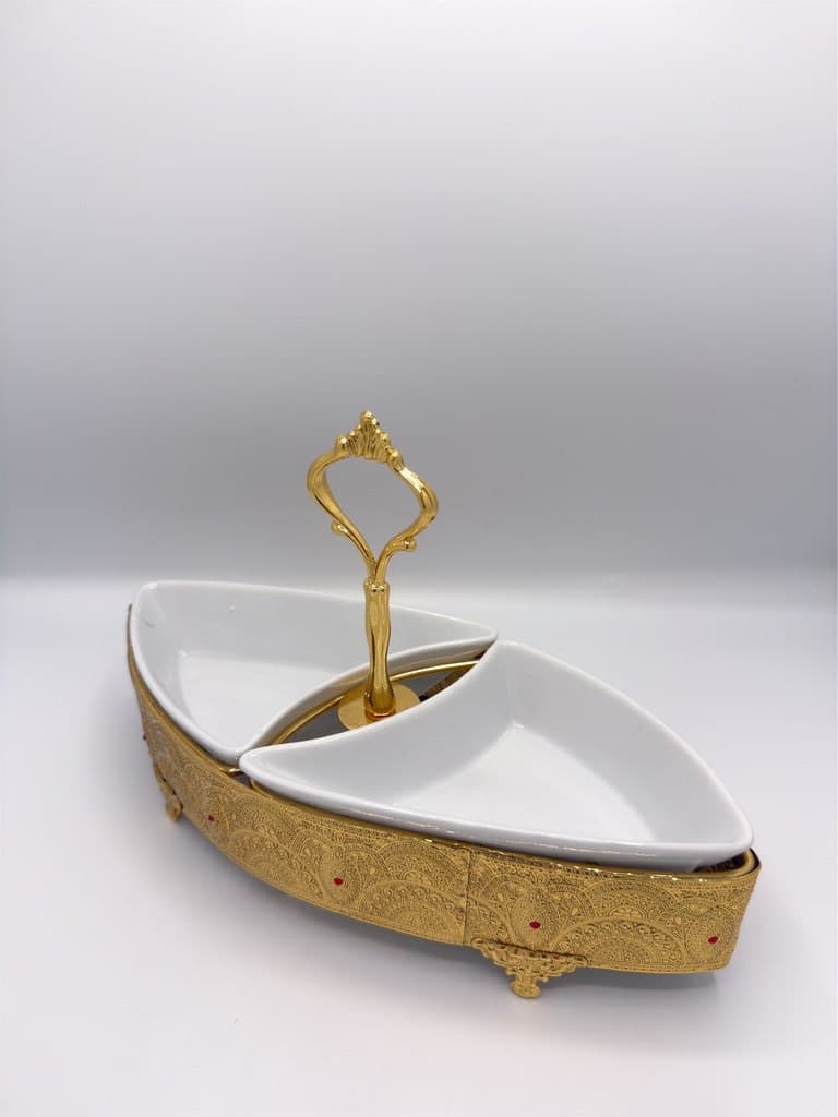 Two-Section Serving Dish (Gold) 3
