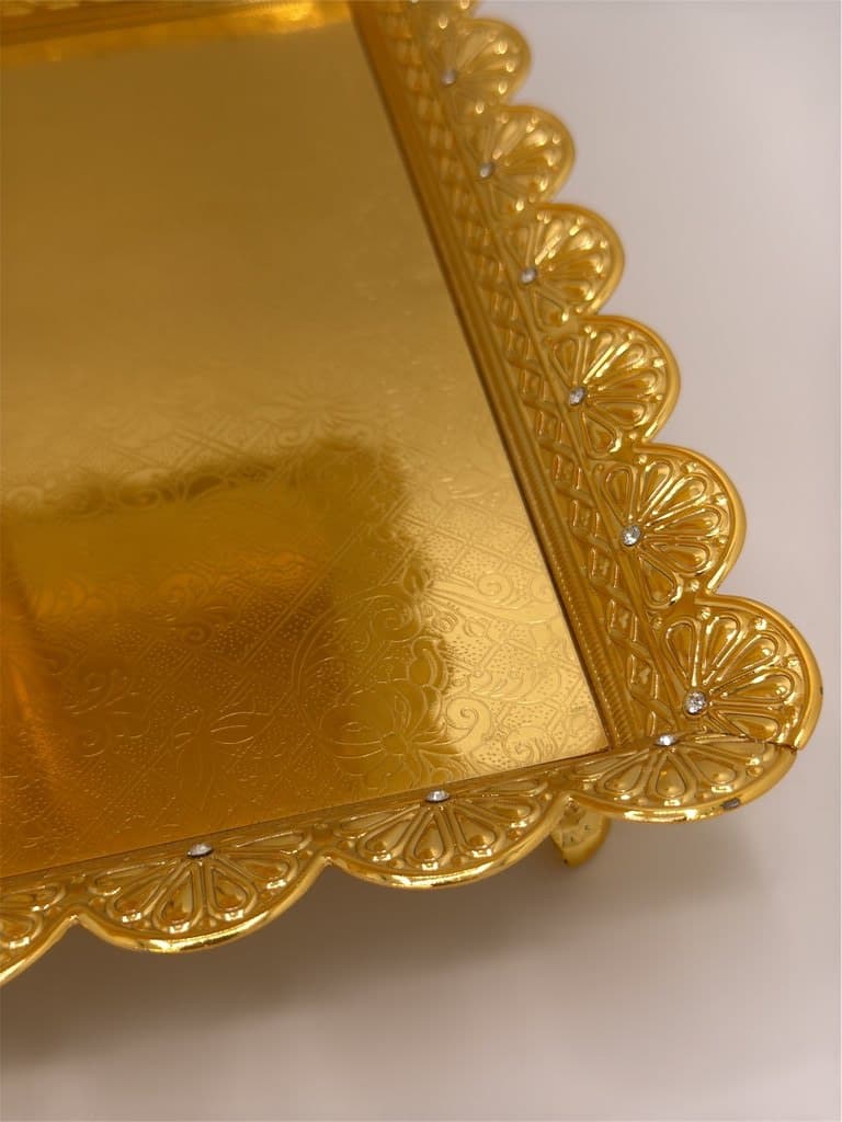 2-Tier Serving Stand (Gold) 4