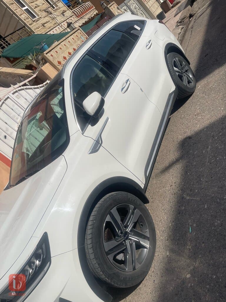 KIA Sorento 4
