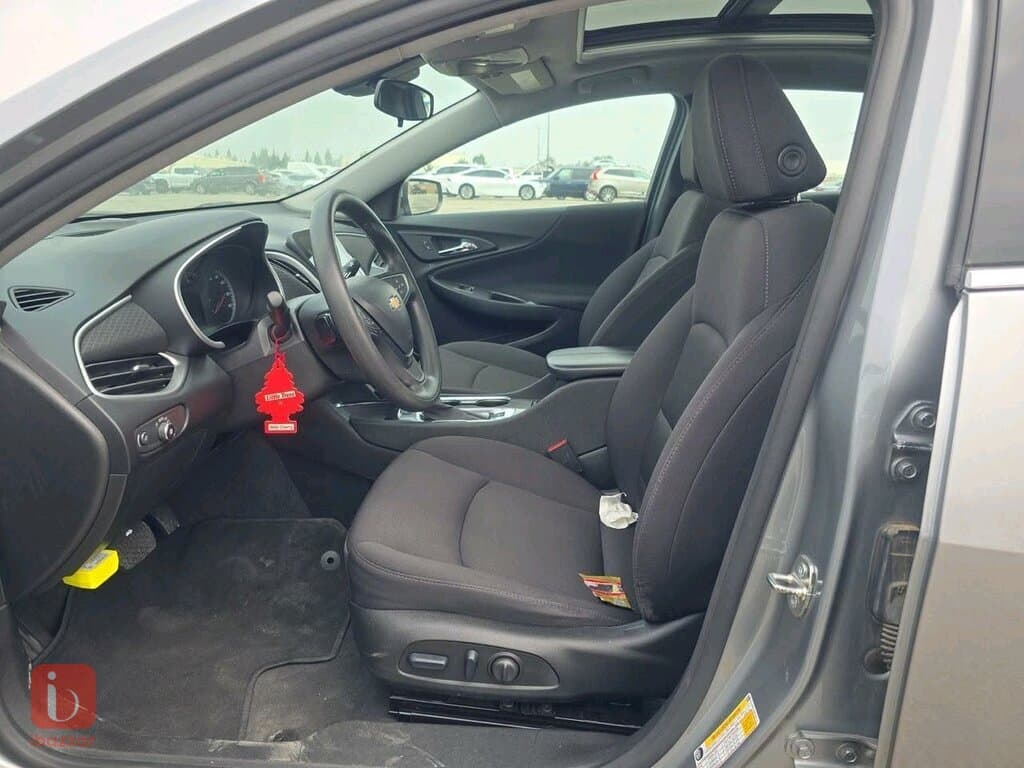 Chevorlet Malibu LT 9