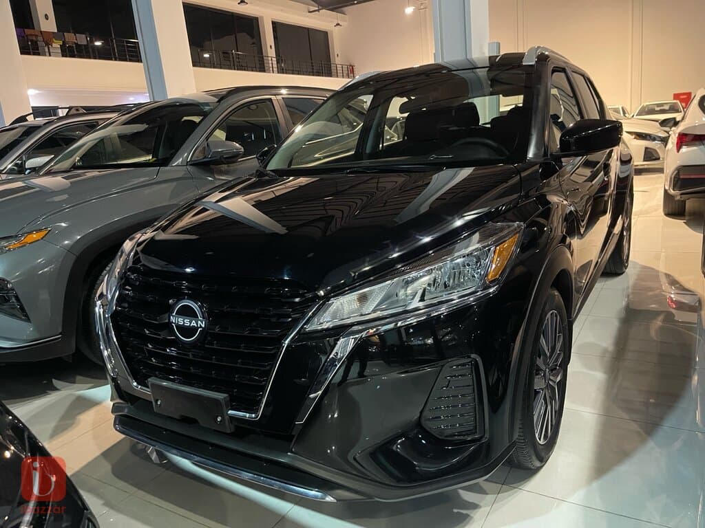 Nissan Kicks SV