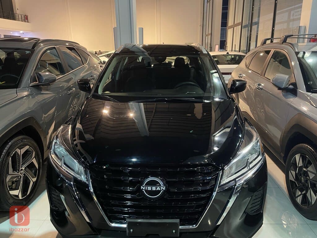 Nissan Kicks SV 2