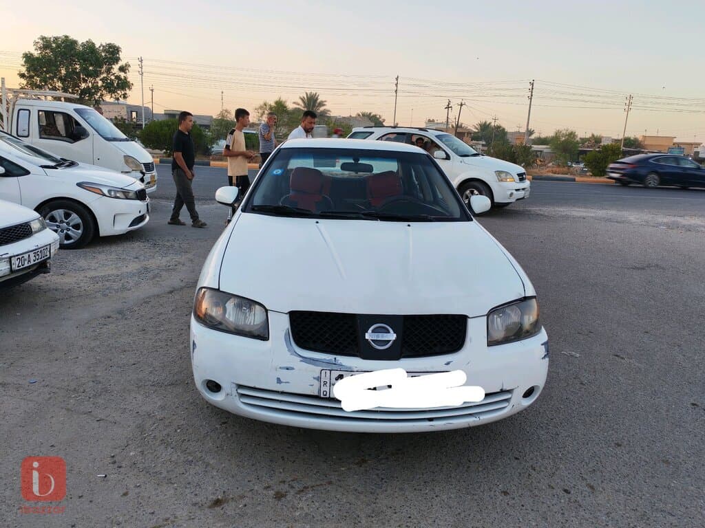Nissan Sentra SR 3