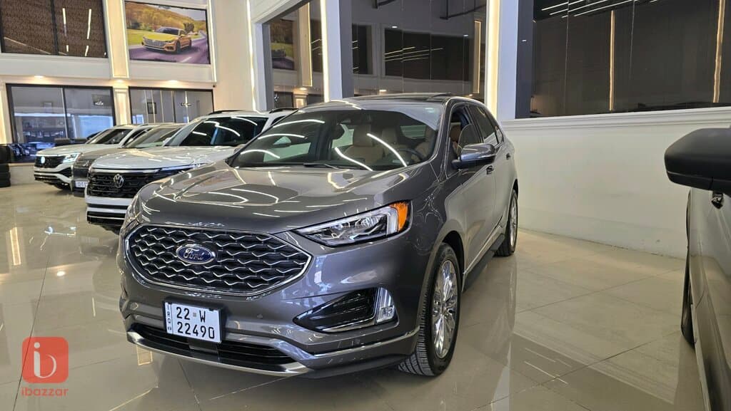 Ford Edge Titanium 2