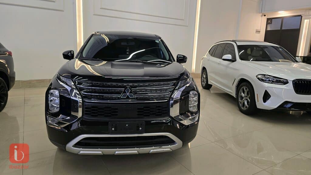 Mitsubishi Outlander SE