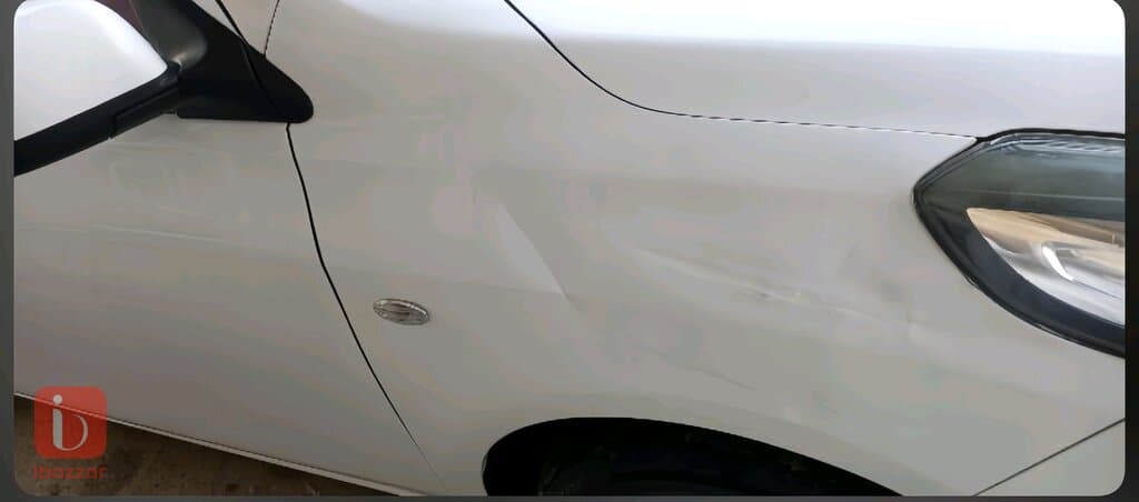 Nissan Sunny SE 3