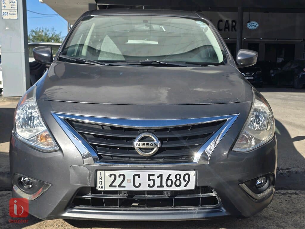 Nissan Versa