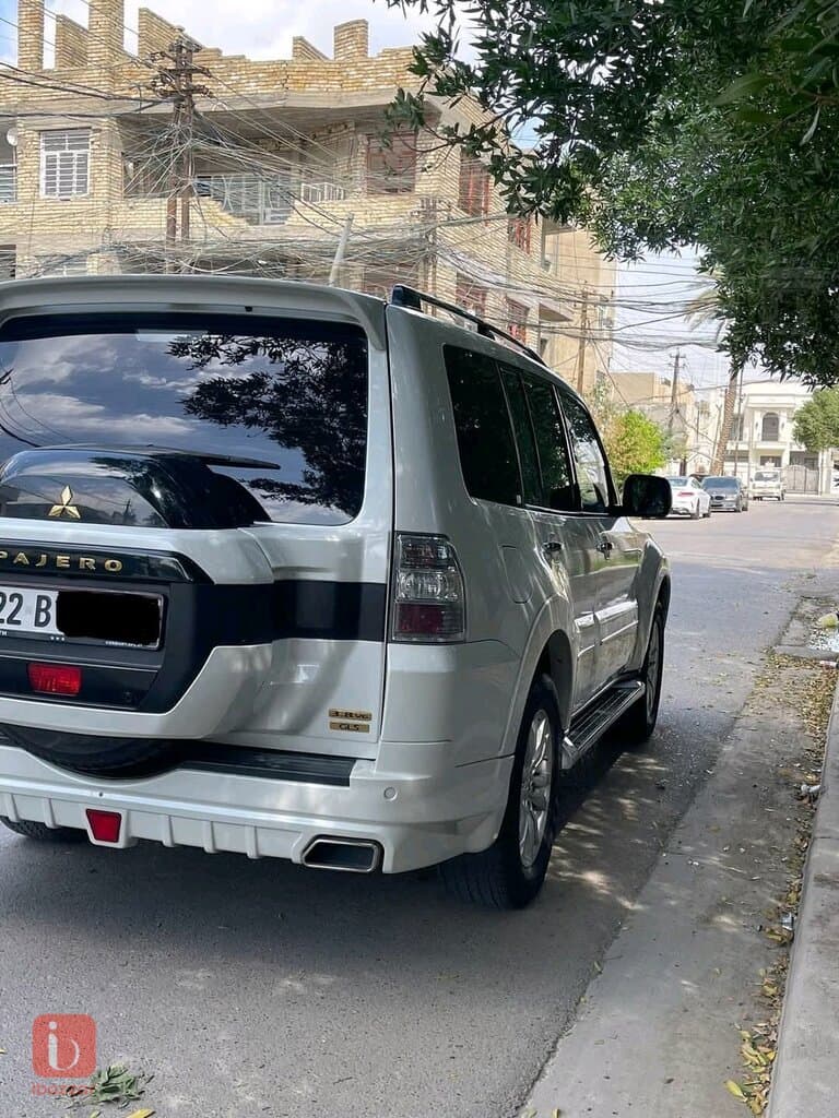 Mitsubishi Pajero Sport GLS Plus 6