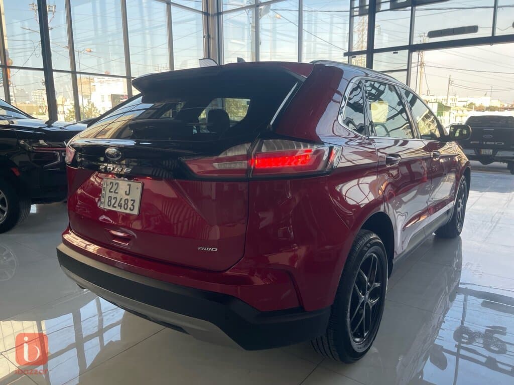 Ford Edge 5