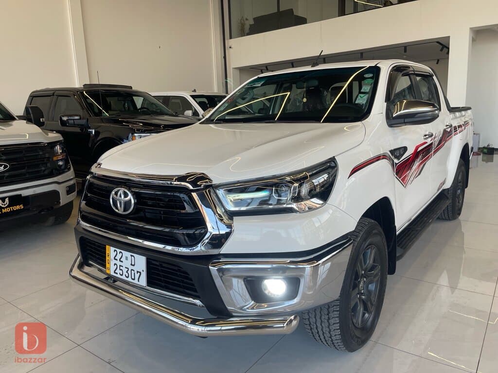 Toyota Hilux 1
