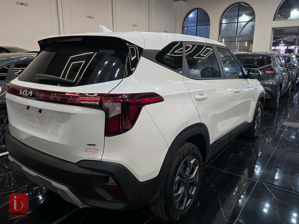 KIA Seltos LX 4