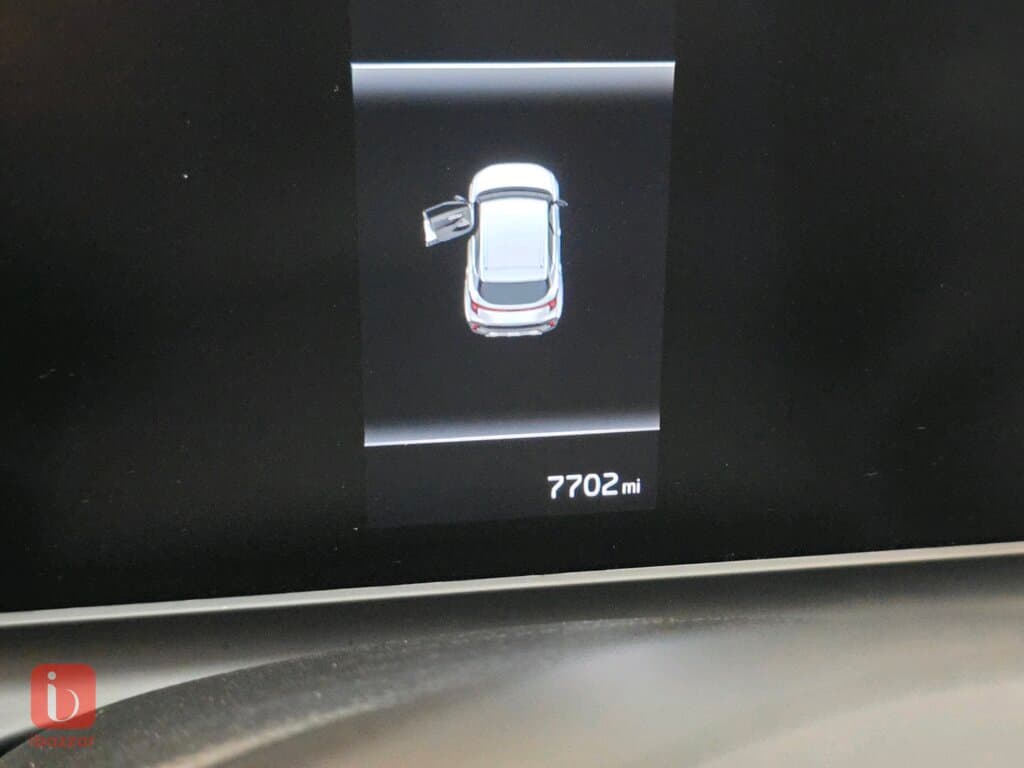 KIA Seltos LX 8