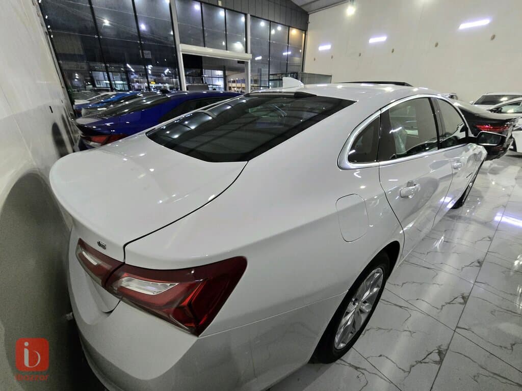 Chevorlet Malibu LT 4