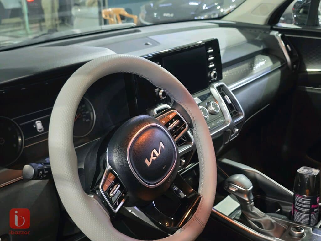 KIA Sorento LX 8