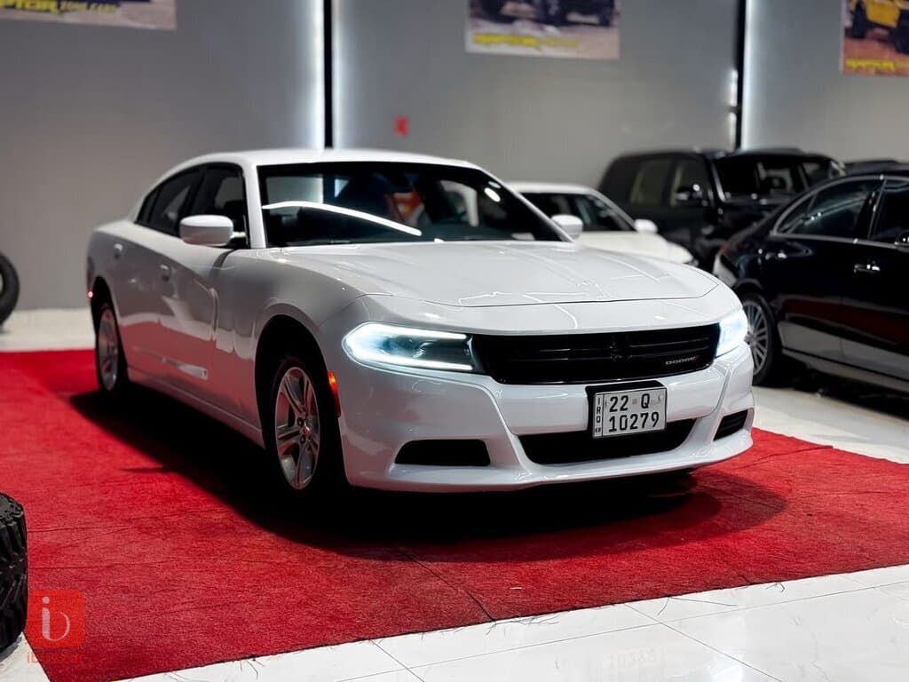 Dodge Charger SXT