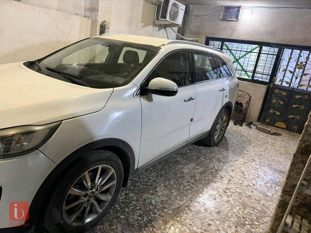 KIA Sorento EX 10